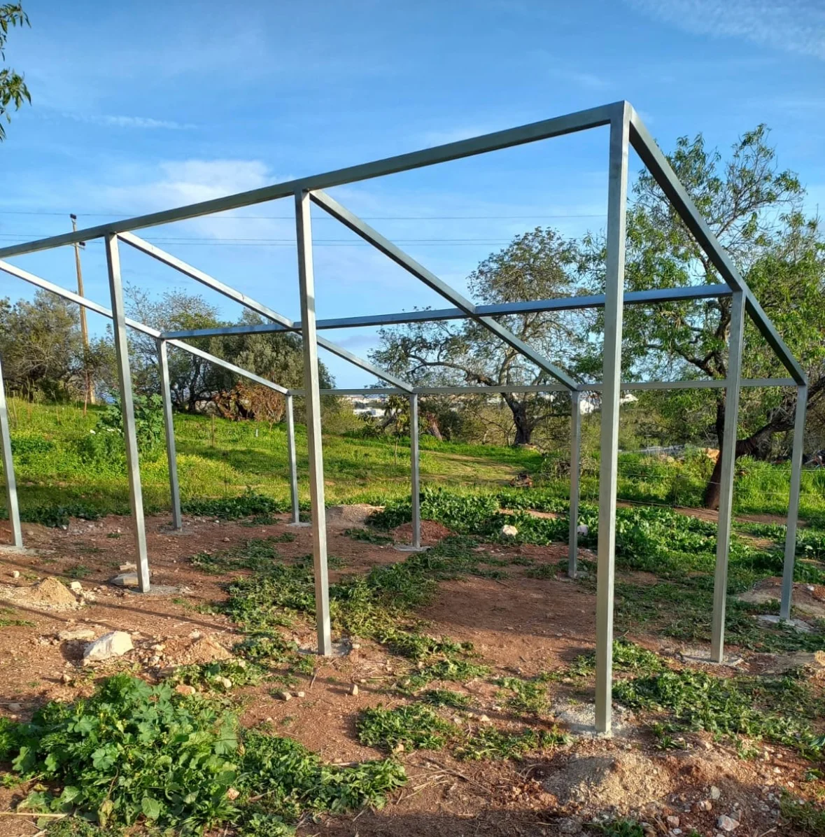 Construção de Estrutura Metálica Galvanizada — Serralharia — Lagos, Algarve